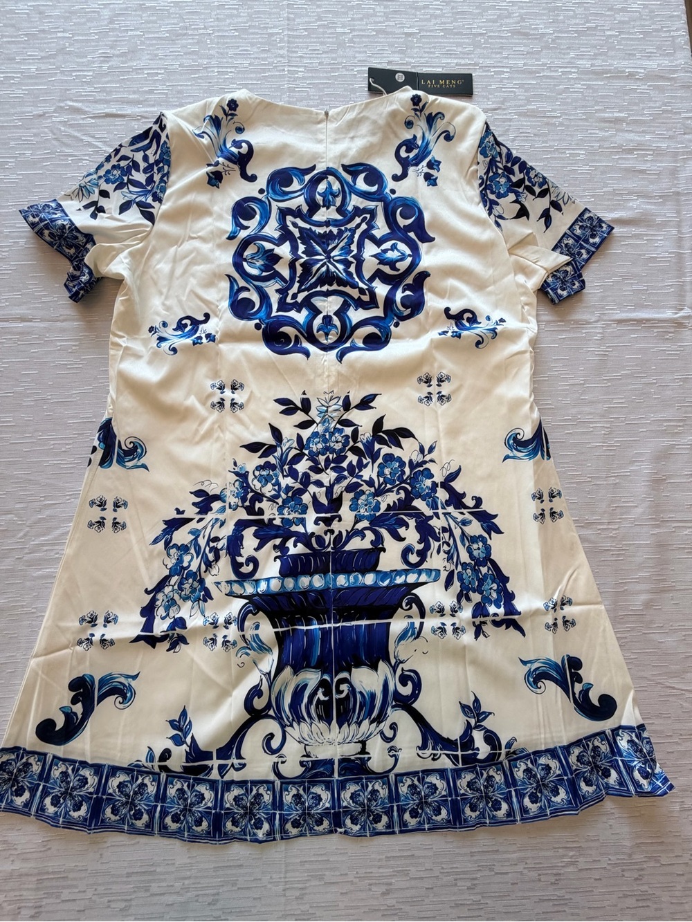 NWT Women's White and Blue Printed Short Sleeve Dress Size XXL - Picture 5 of 11